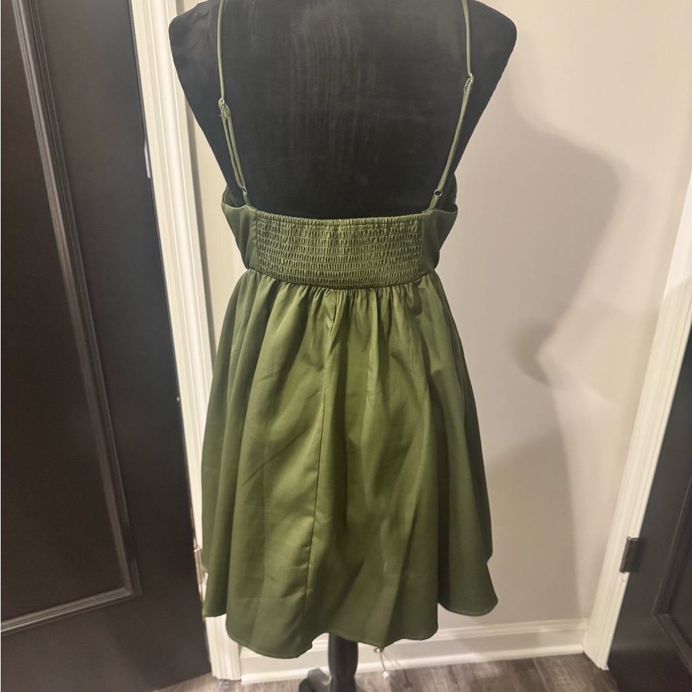 Fab’rik Olive Green Tie Front Spaghetti Strap Dress Size L - Picture 2 of 3